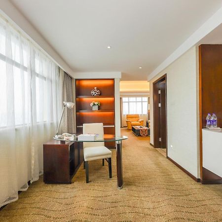 Zhengzhou Yuehai Hotel Exterior photo